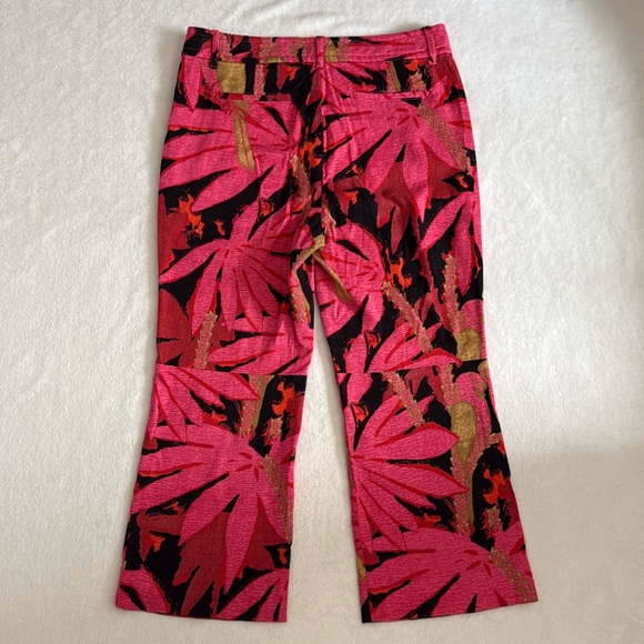 J. Crew | High-waisted Kickout Crop Pant in Palm-Print Grasscloth Pink/Black 12 - Picture 9 of 12